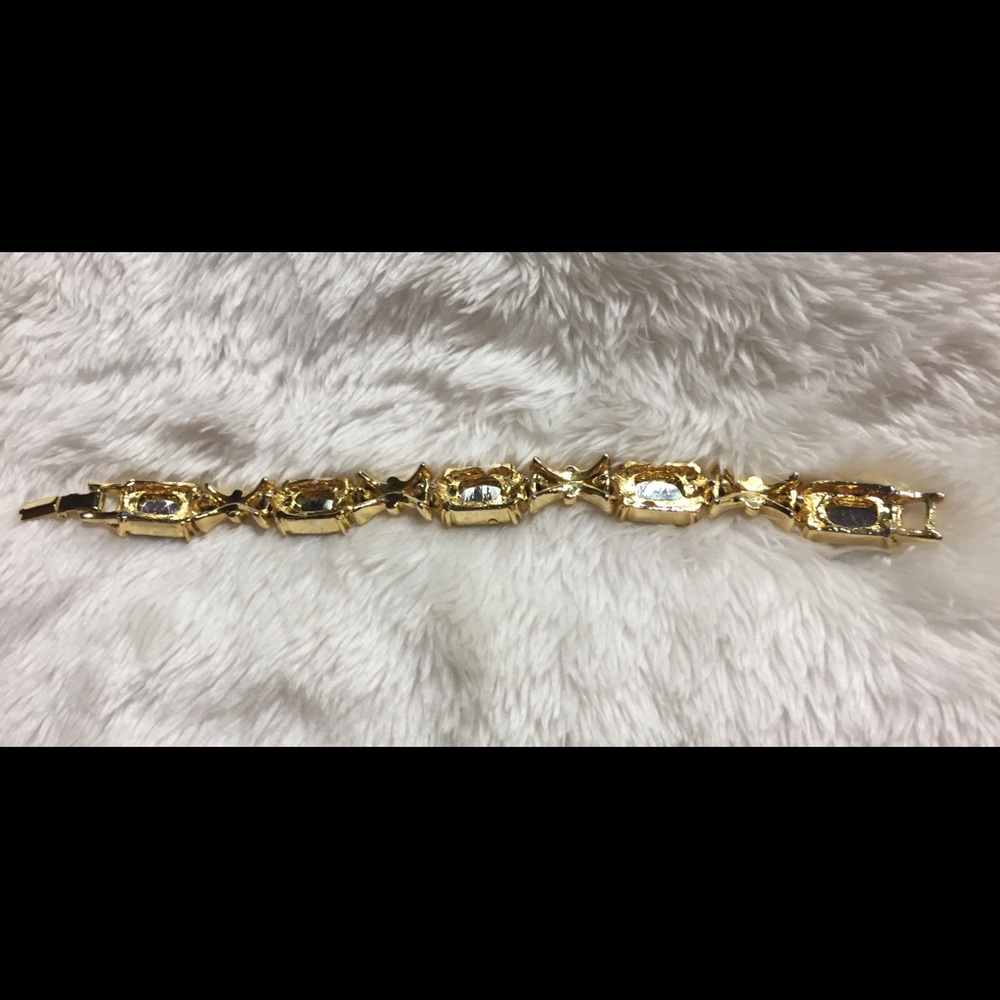 🌷PriceCut🌷GoldtoneBracelet colored faux stones🌷 - Picture 4 of 5